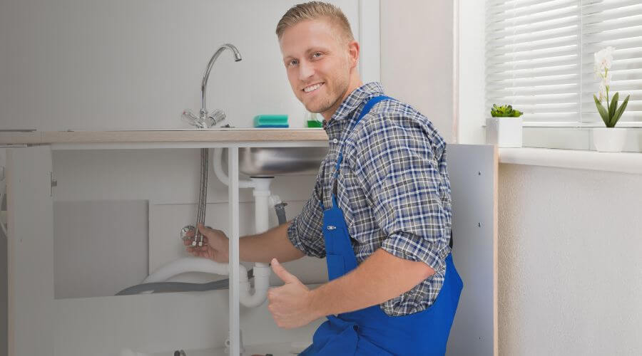 Expert burst pipe repair services in Mathis, TX